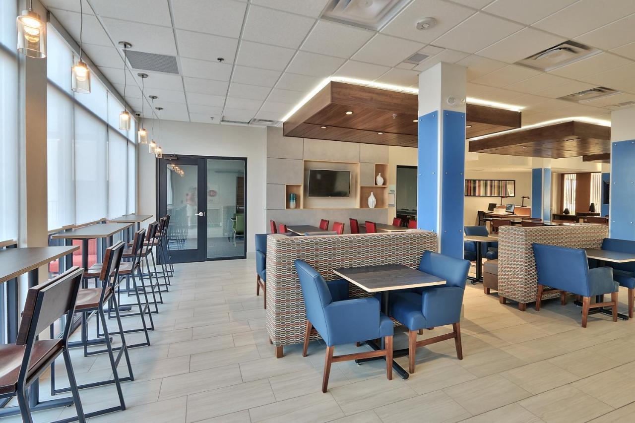 Holiday Inn Express & Suites - Albuquerque East By Ihg Zewnętrze zdjęcie