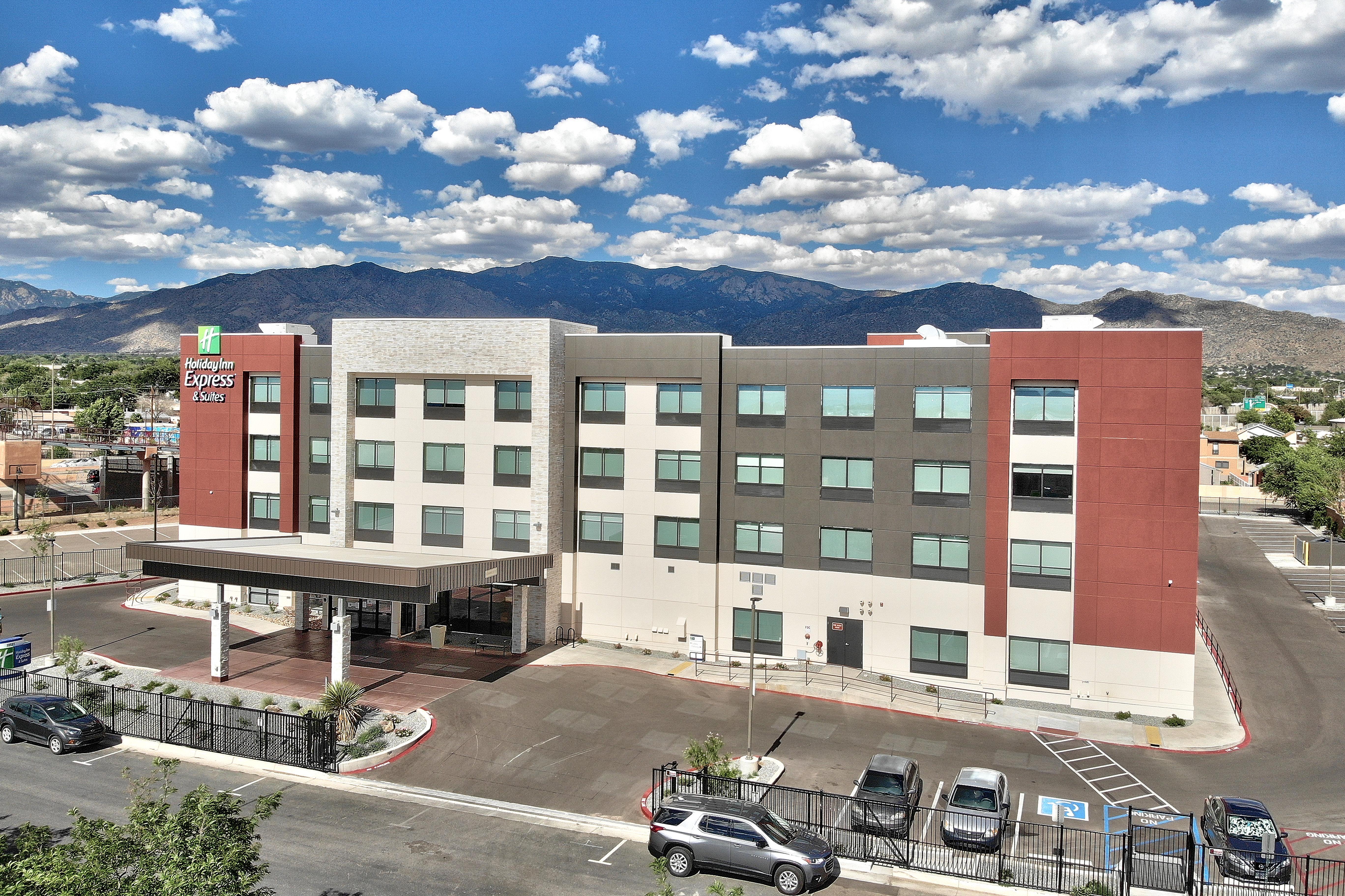 Holiday Inn Express & Suites - Albuquerque East By Ihg Zewnętrze zdjęcie